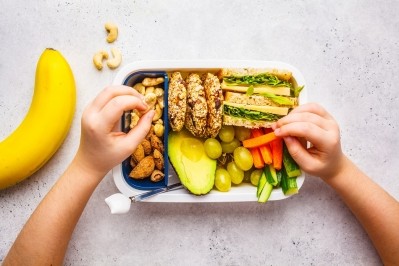 Fewer than 2% of packed school lunches meet key nutritional standards, study finds
