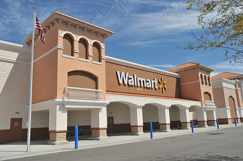 Walmart, the world's largest retailer, is implementing stricter standards for poultry safety.