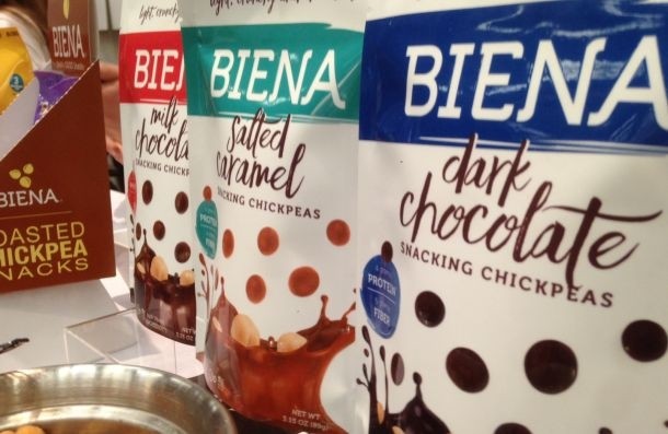 Biena's chocolate covered roasted chickpeas have 130-140 calories, 4g of protein and 4g of fiber per 28g serving