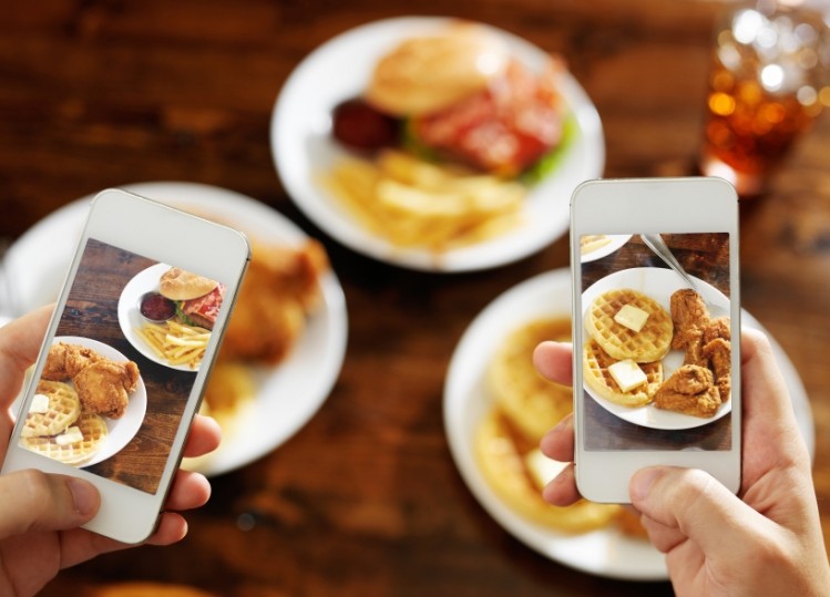 The Instagram effect: Are pictures of food fuelling obesity?