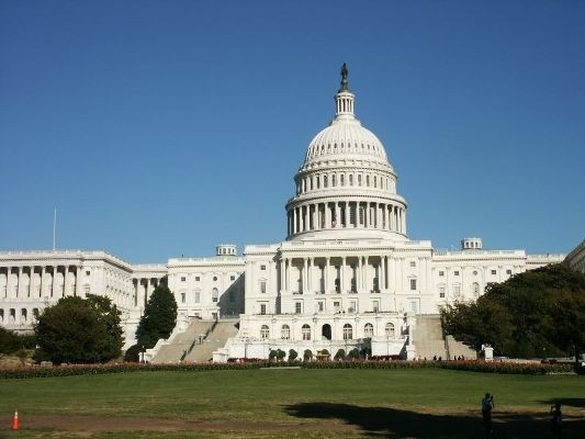 Senate food safety bill edges toward vote