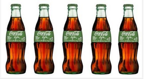 Coca-Cola Life has 'shown great promise in recruiting new and lapsed consumers into the sparkling category', says CEO Muhtar Kent