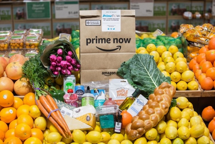 Amazon is exploring expanding its options for in-store pickup of fresh grocery items.    Photo: Whole Foods