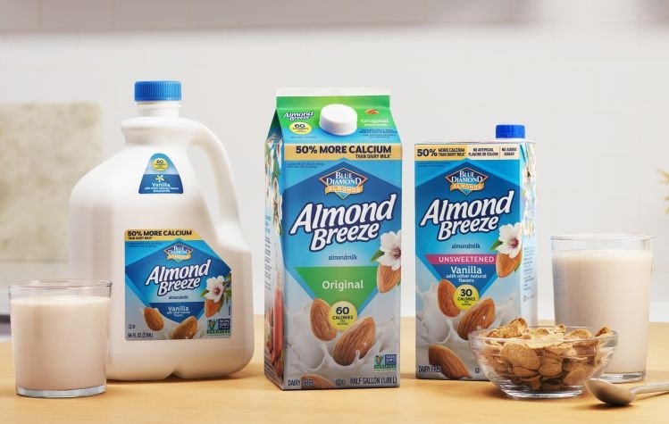 Unsweetened Original and Unsweetened Vanilla Almond Breeze remain the two most popular flavors in all key markets across the US.  Picture credit: Blue Diamond Almond Breeze