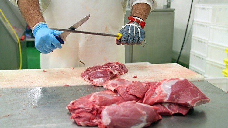 US crackdown on private association meat producers