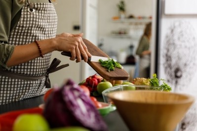 Plant-based diets, no matter whether considered 'healthy' or 'unhealthy', have been linked to weight loss. GettyImages/fotostorm
