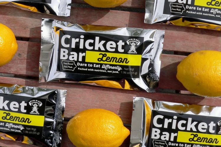 Gym-n-Eat cricket bar